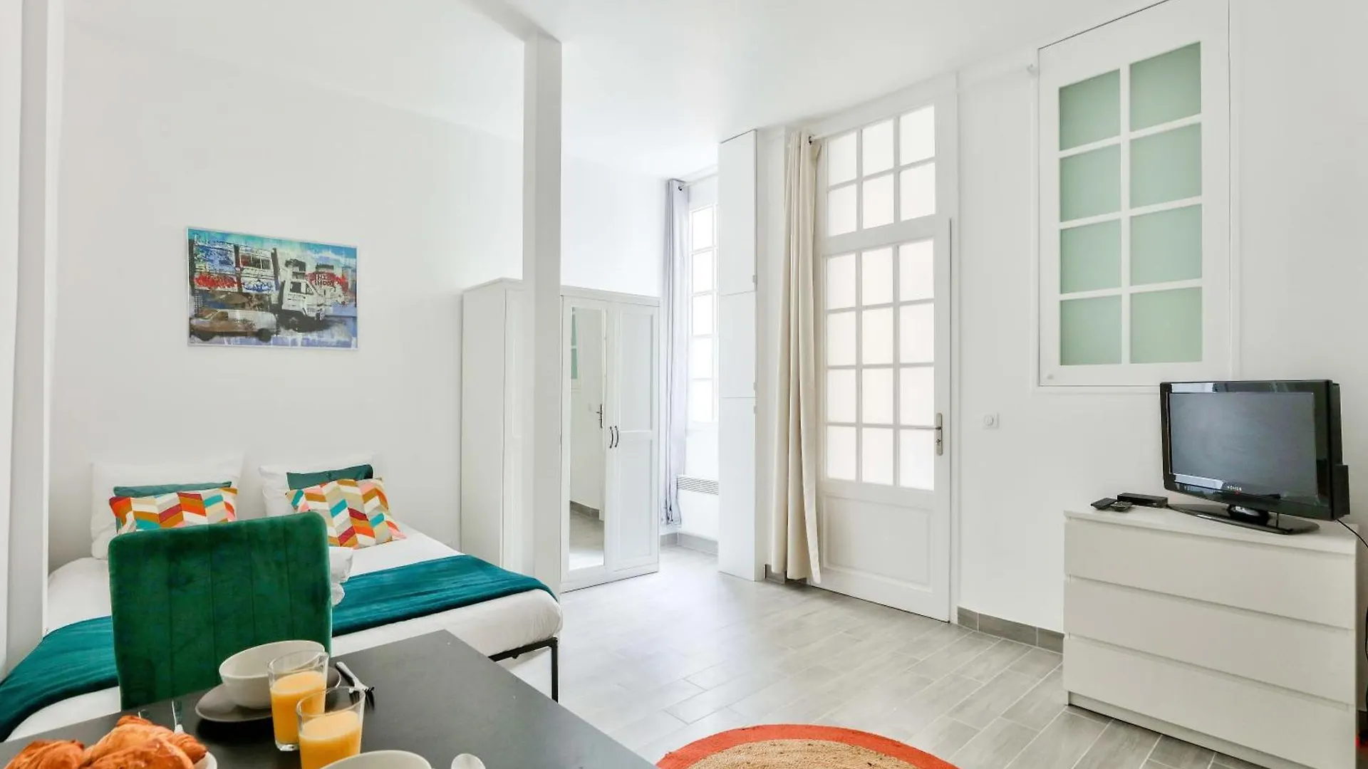 Apartment New & Design Studios In The Heart Of Le Marais Paris France