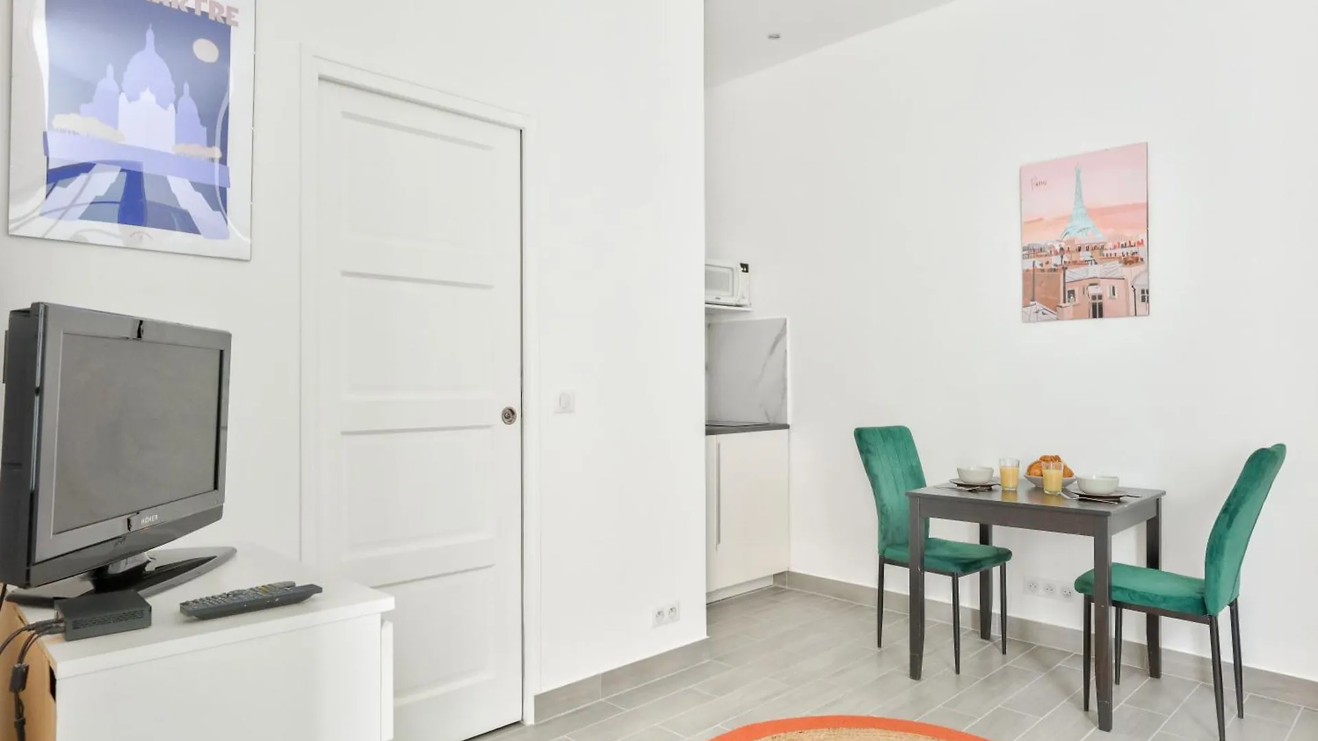 Apartment New & Design Studios In The Heart Of Le Marais Paris France